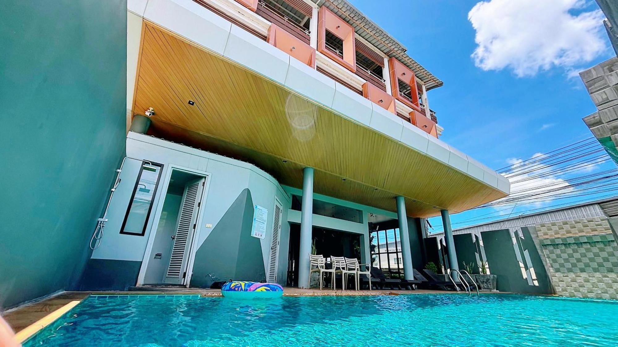 Ratana Hotel Sakdidet, Phuket Town Екстериор снимка